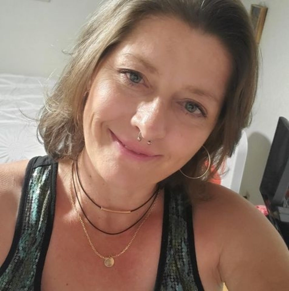 Meet your Posher, Carrie